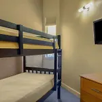 Days Inn & Suites By Wyndham West Edmonton
