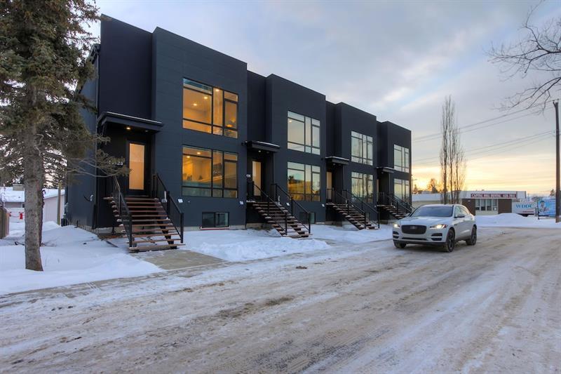 New Luxury Townhome Holiday home