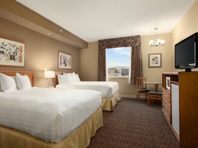 Days & By Wyndham West Hotel 3*