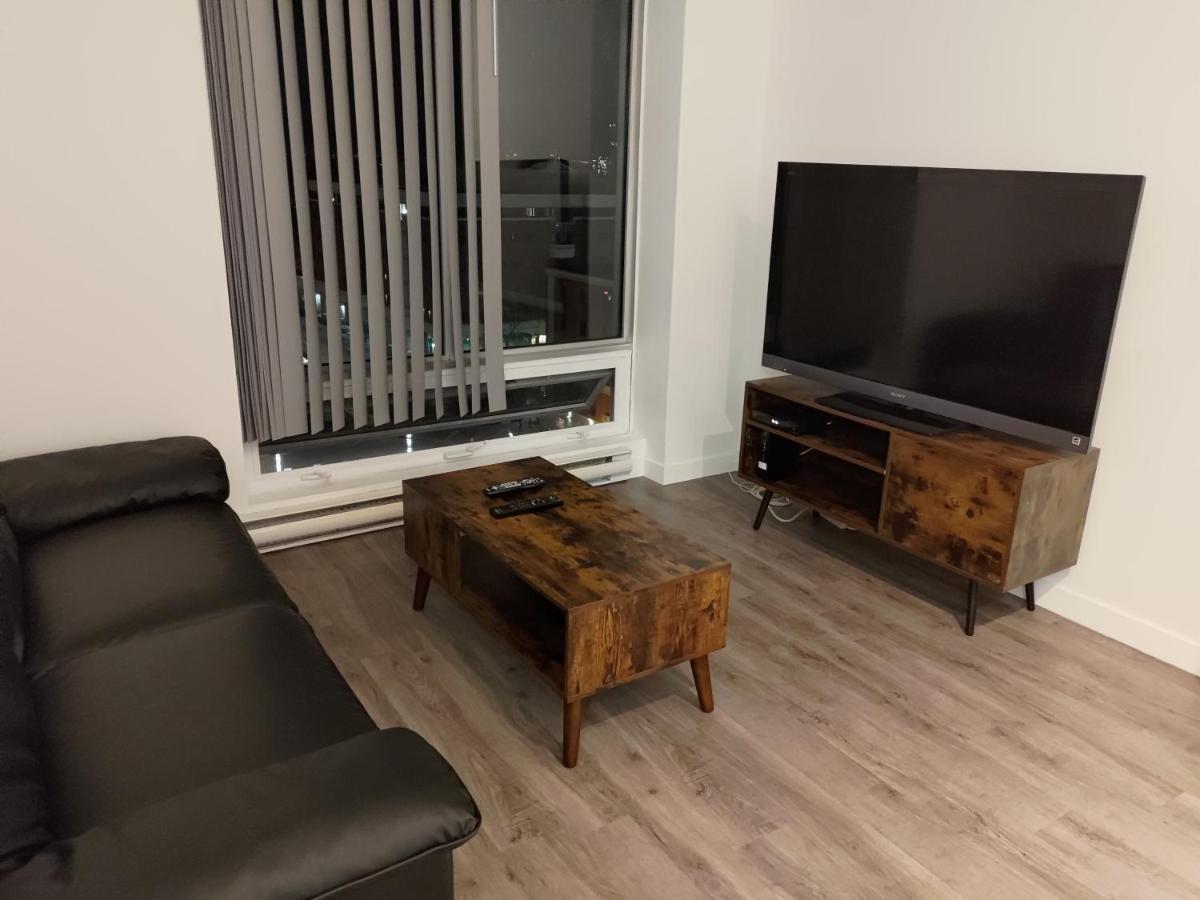 Apartment Modern Downtown Loft Near Rogers Place,shaw Conf *