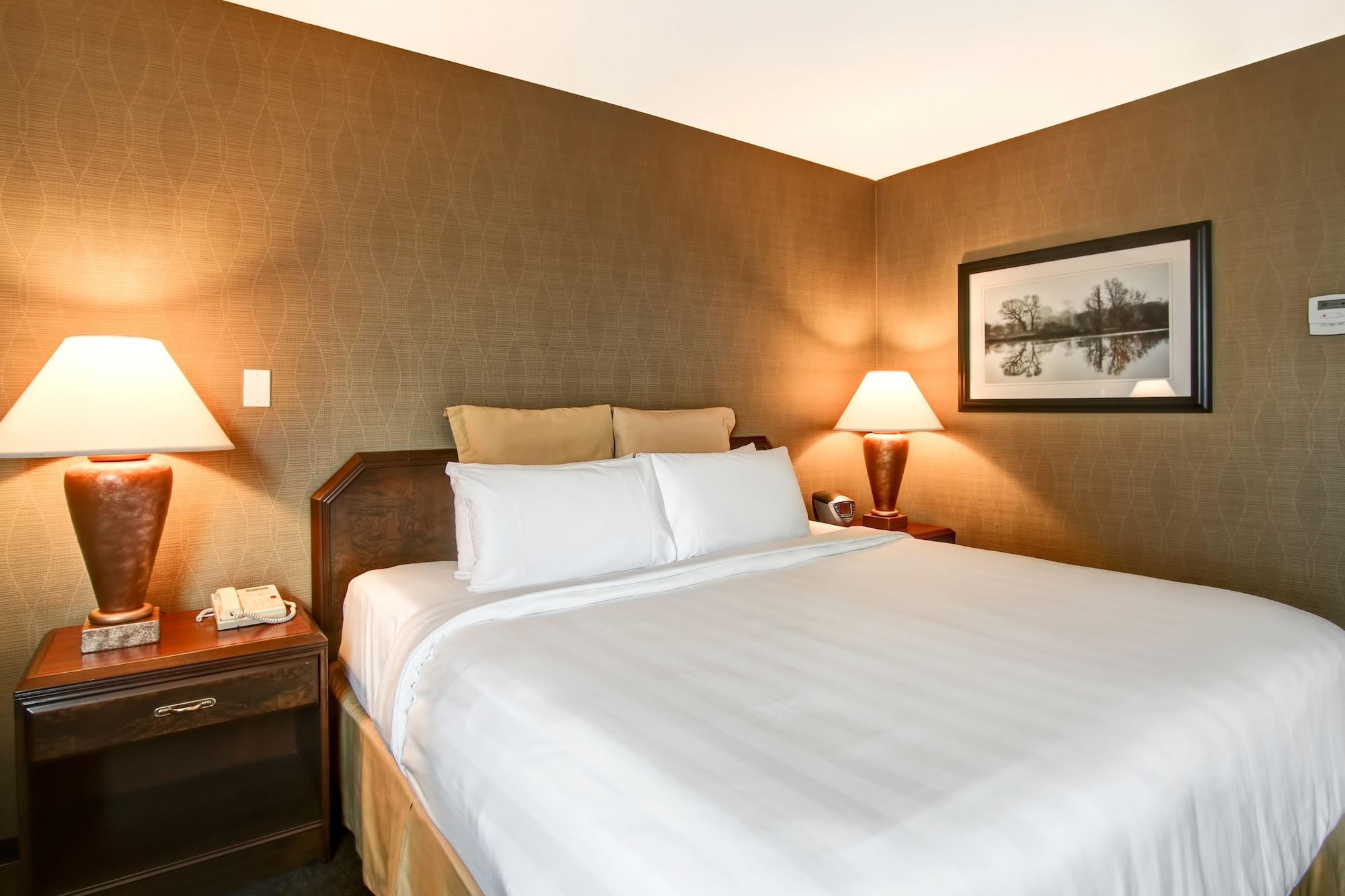 Hotel Chateau Lacombe