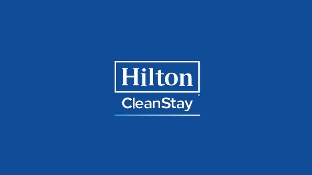 Hampton & Edmonton/west Hotel 3*