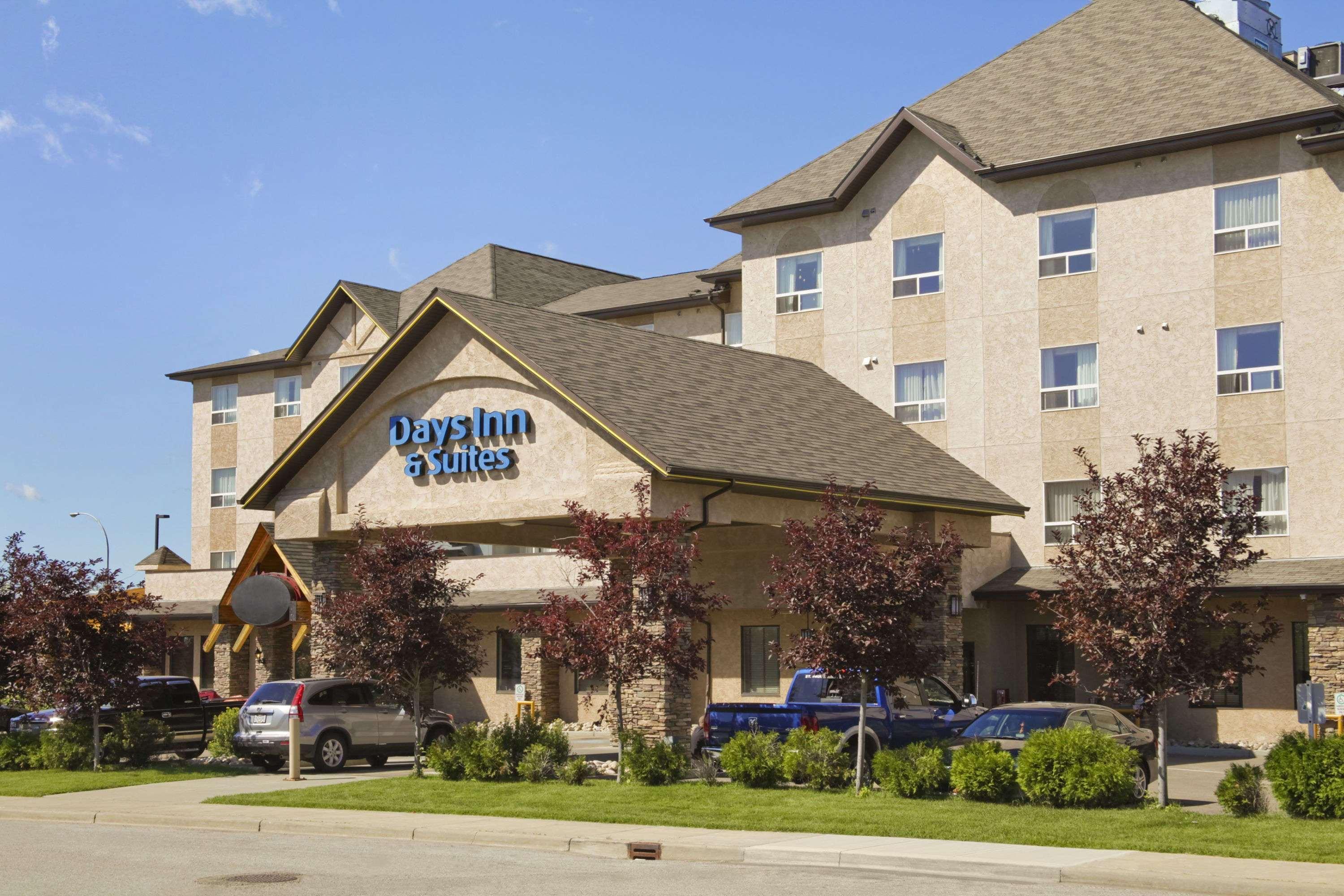 Hotel Days & By Wyndham West 3*