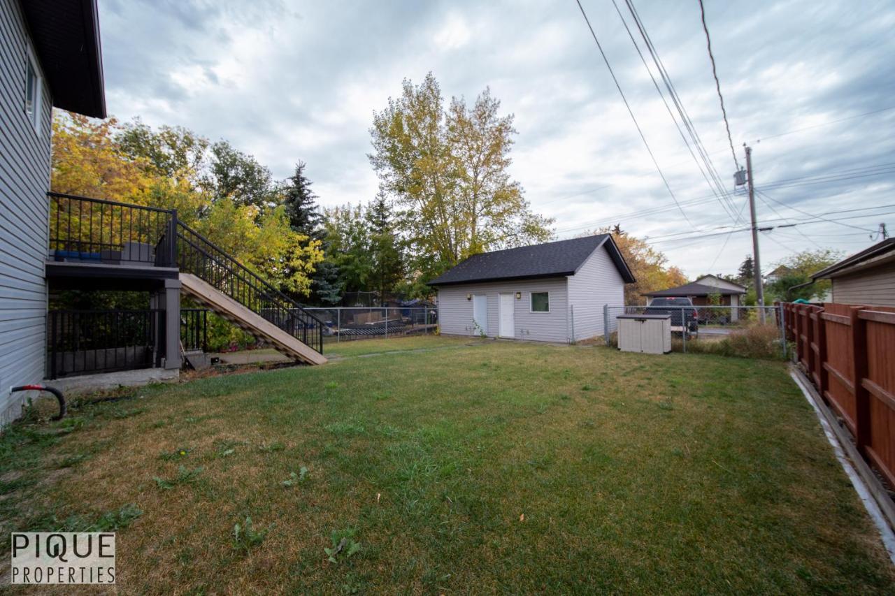 Executive - Long Welcome - Garage Parking - Free Wifi & Netflix Holiday home