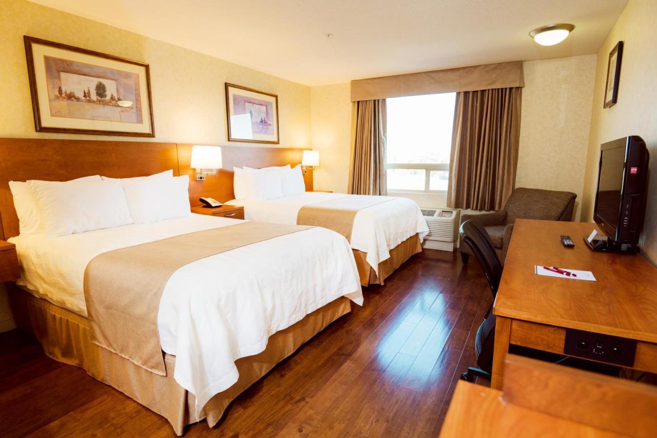 Rosslyn & Hotel Edmonton
