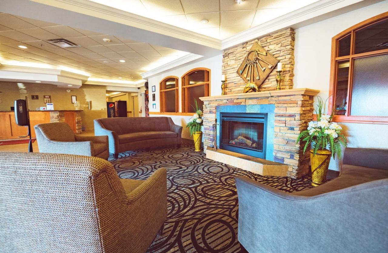 Rosslyn & Hotel Edmonton