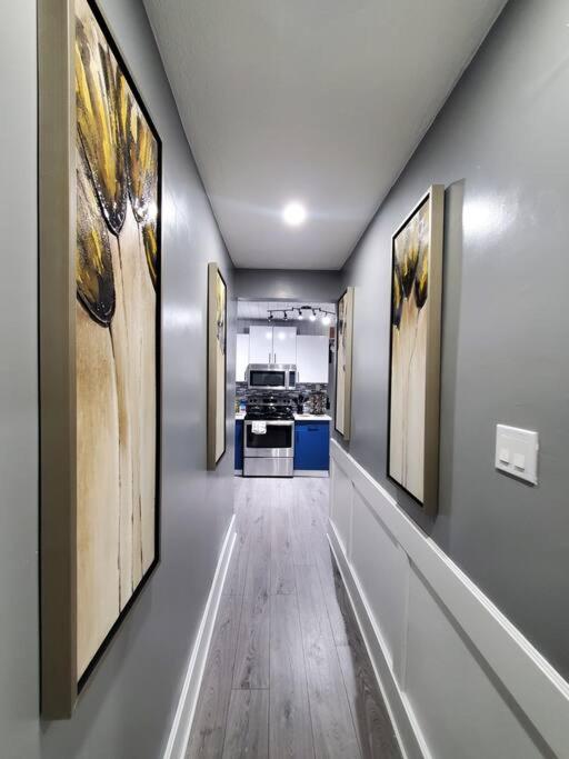 Private & Comfortable Full House Near Royal Alexandra Hospital Stadium Downtown & Mall Access Apartment
