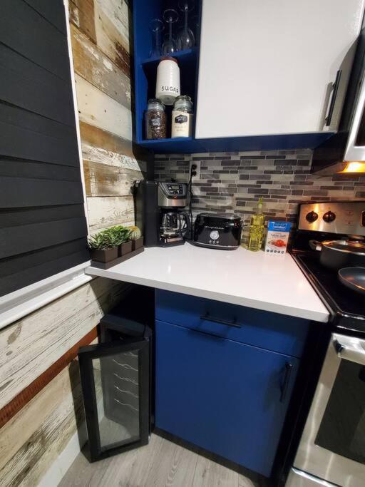 Private & Comfortable Full House Near Royal Alexandra Hospital Stadium Downtown & Mall Access *