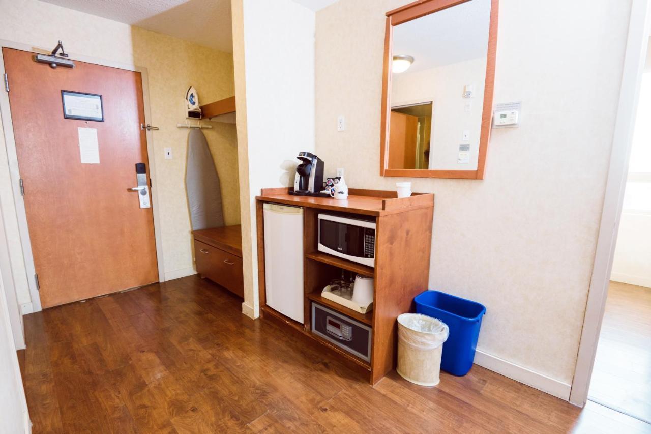 Hotel Rosslyn & 3*