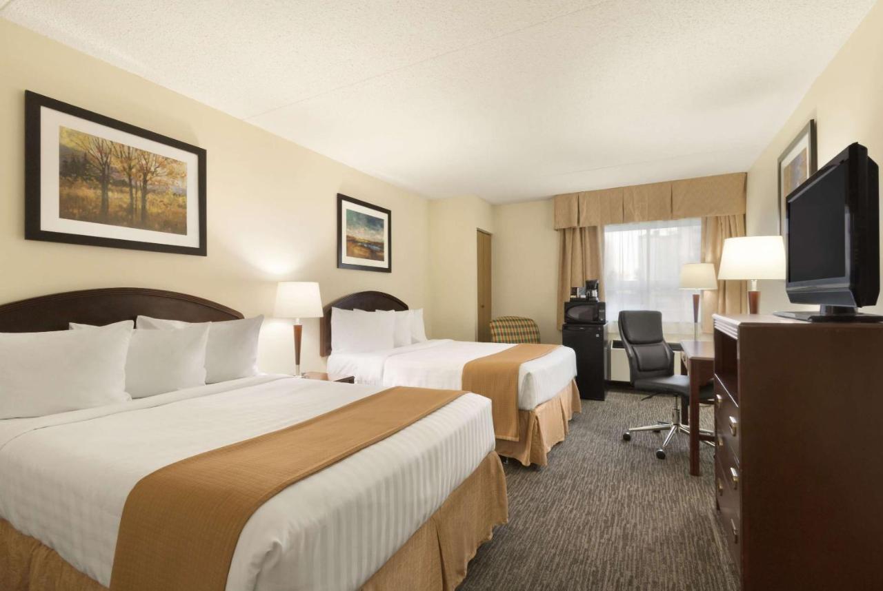 Travelodge By Wyndham South Hotel