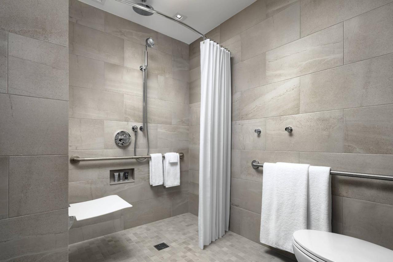 Hotel Jw Marriott Ice District Edmonton