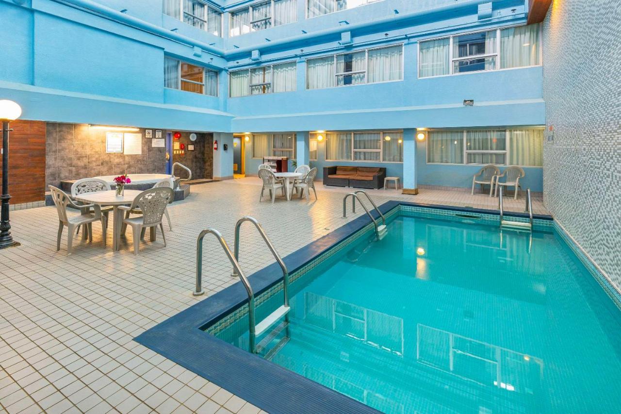 Hotel Comfort &