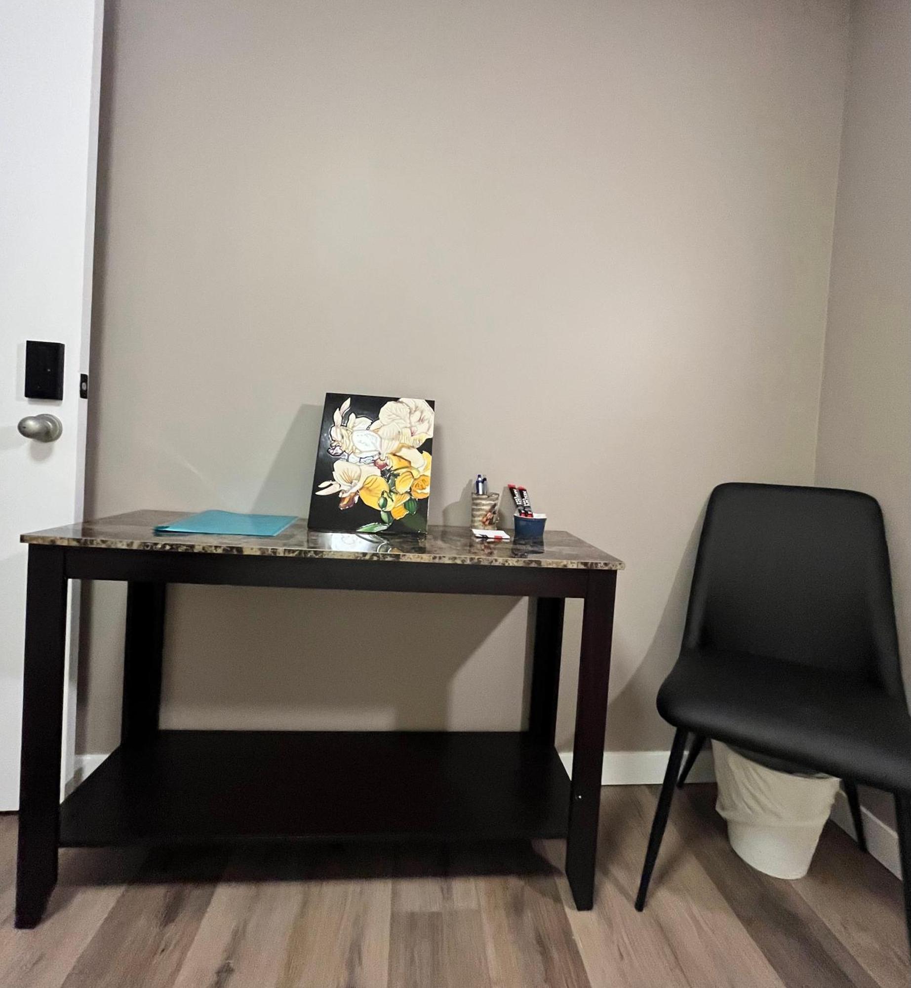 Homestay West Perle Palace Edmonton