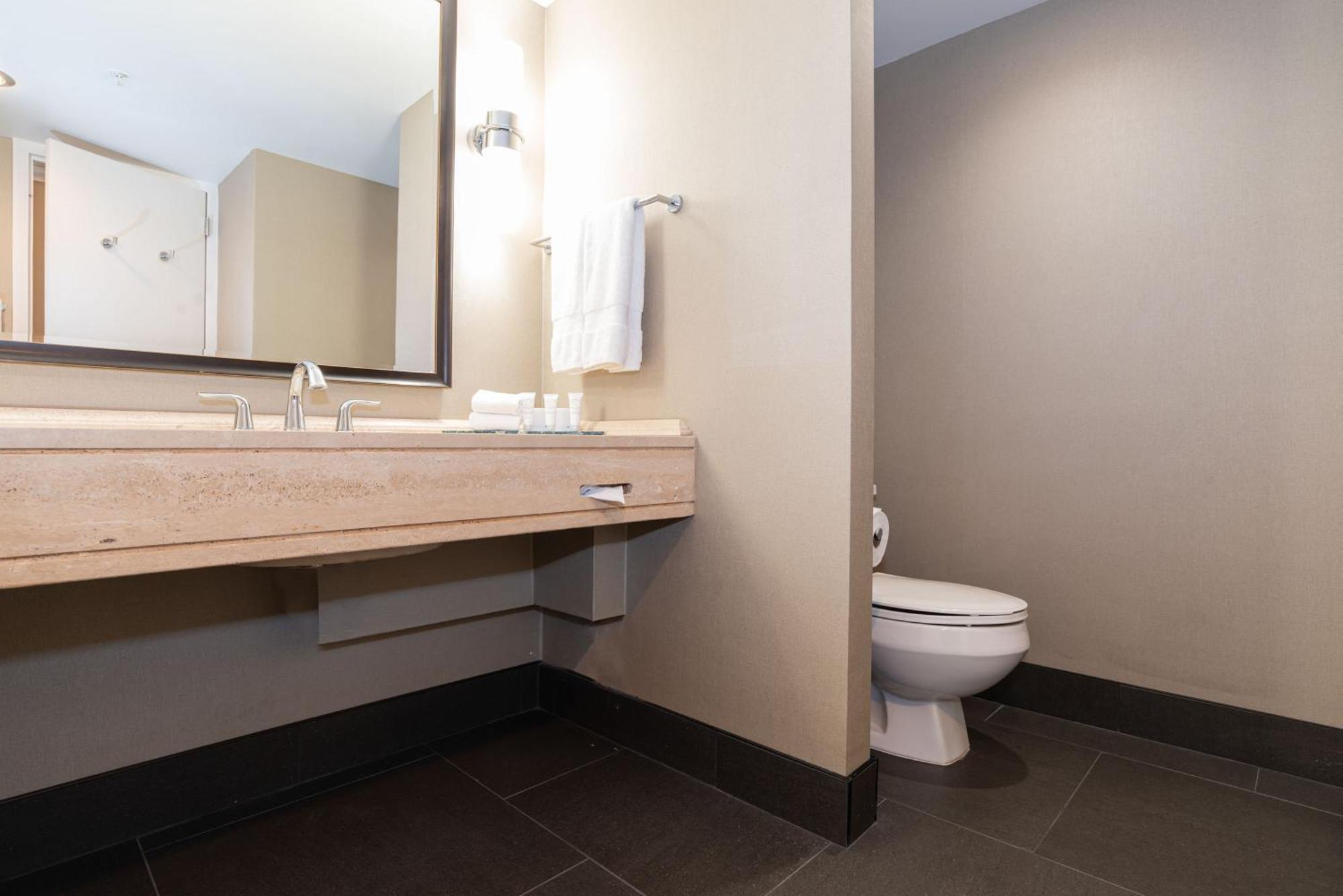 Hotel Sandman Signature Downtown Edmonton