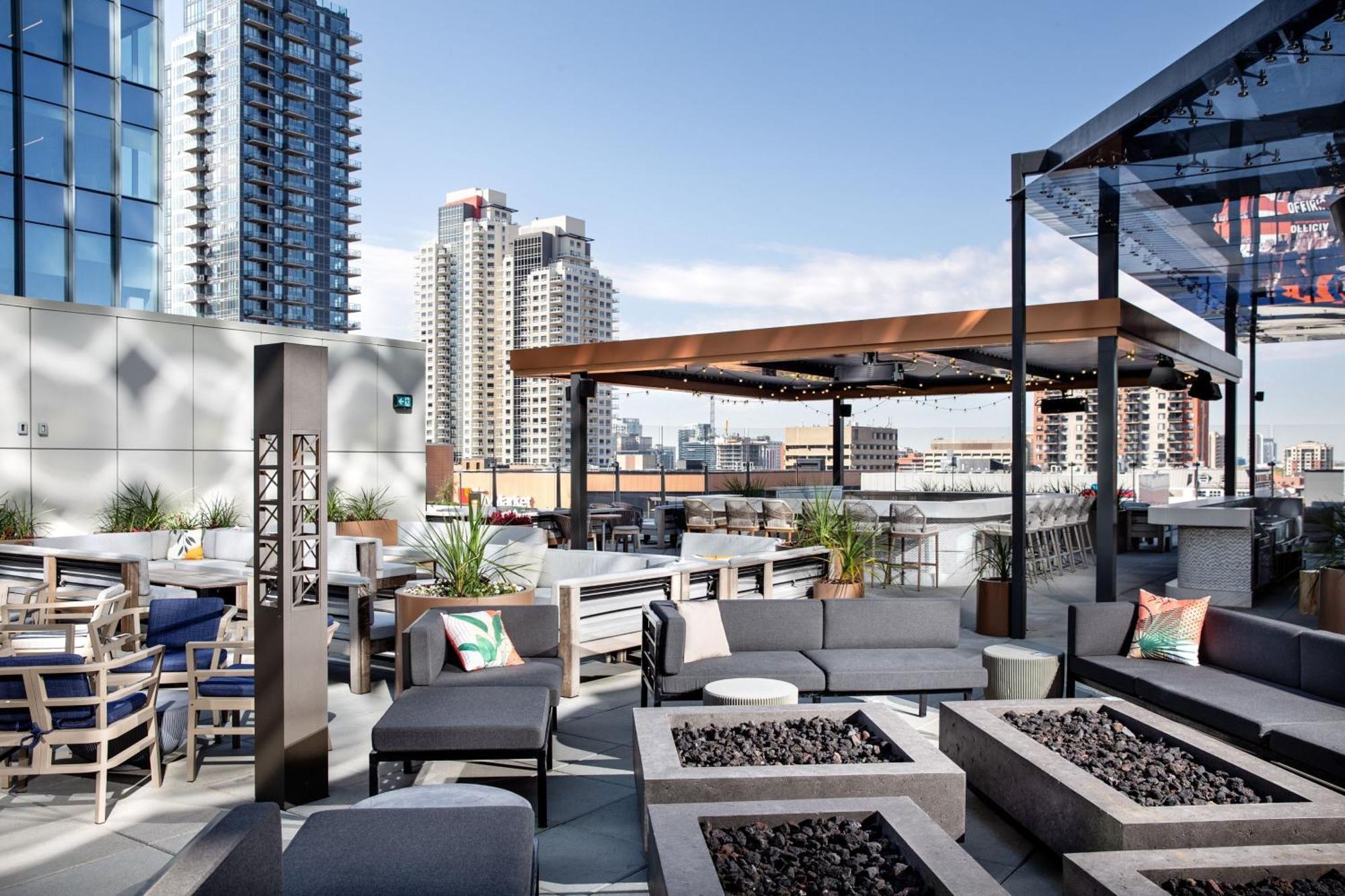 Jw Marriott Ice District Hotel