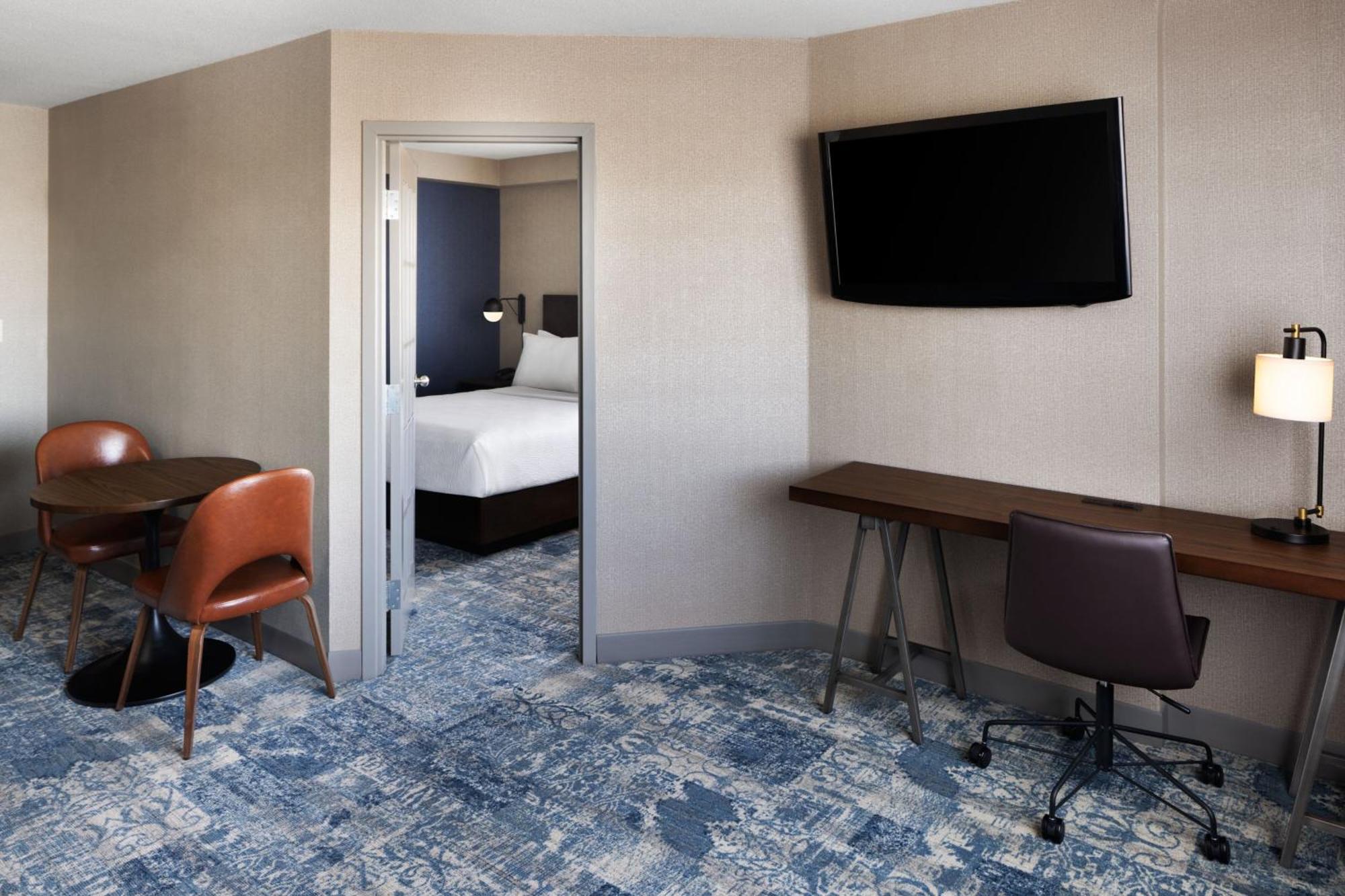 Four Points By Sheraton South 3*