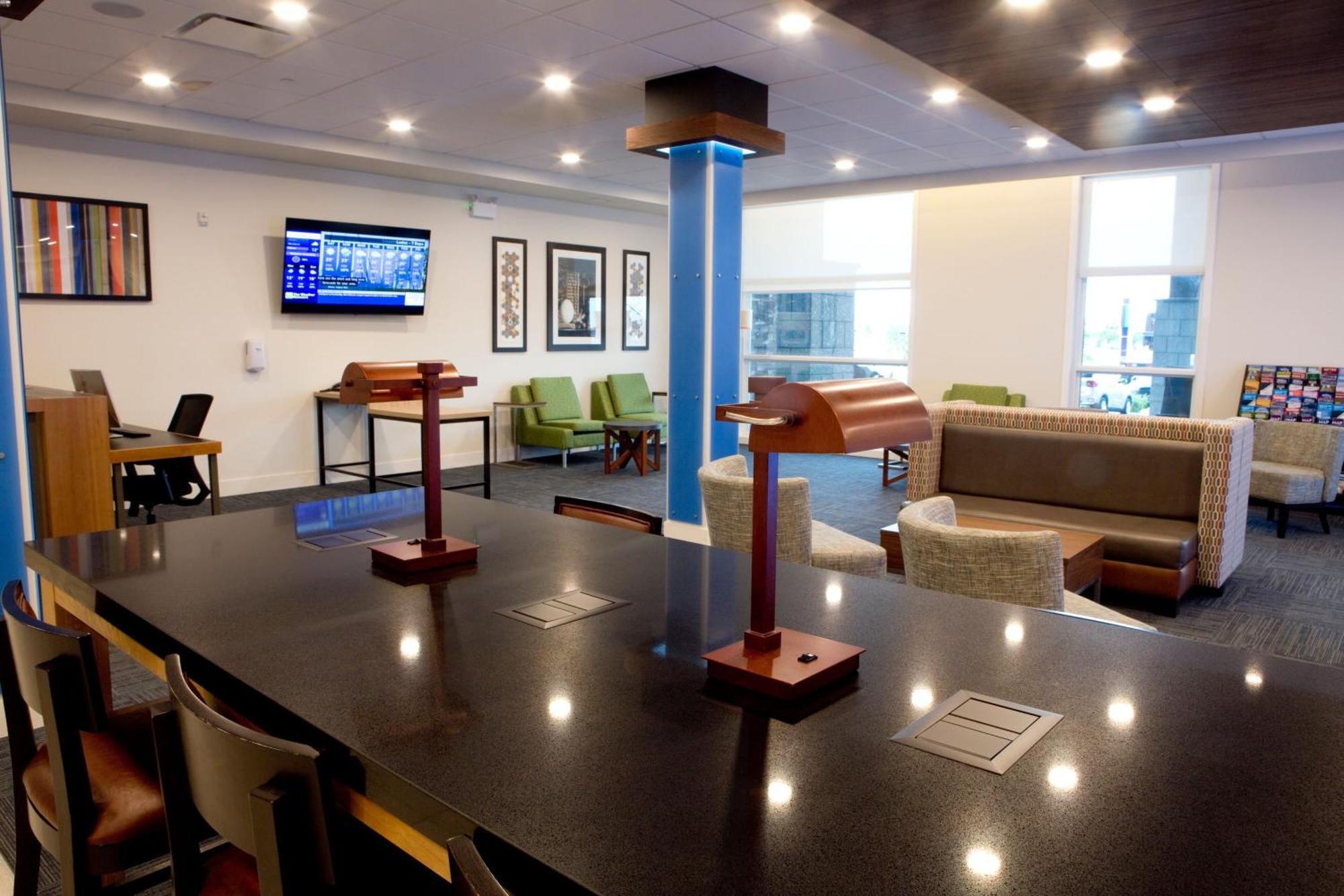 Hotel Express & - Sw - Windermere By Ihg