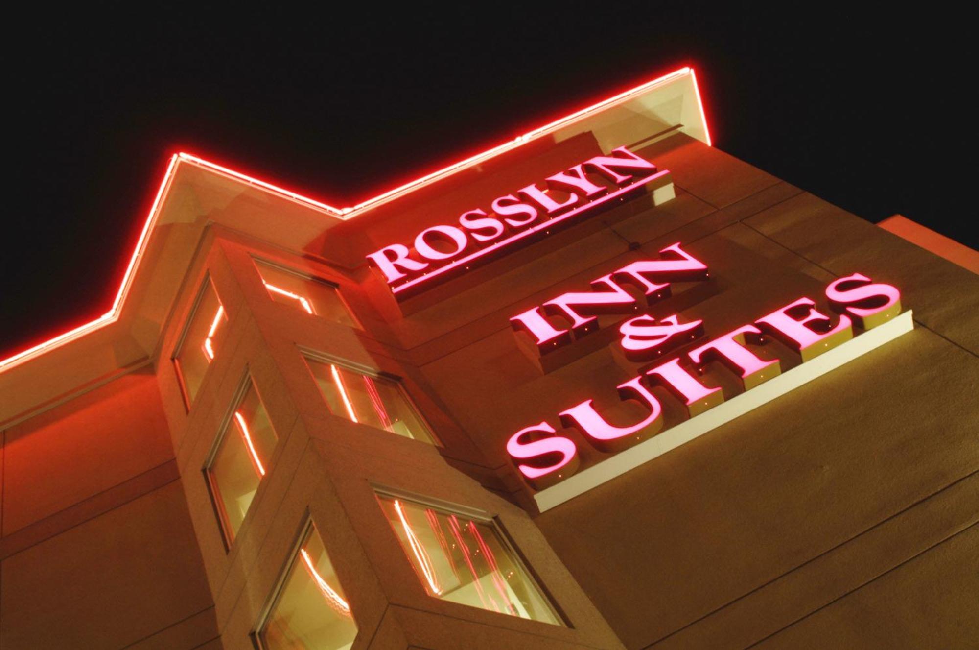 Hotel Rosslyn & 3*
