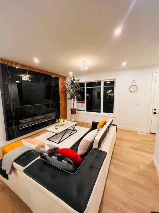 Holiday home M19 Stylish Modern Downtown Edmonton
