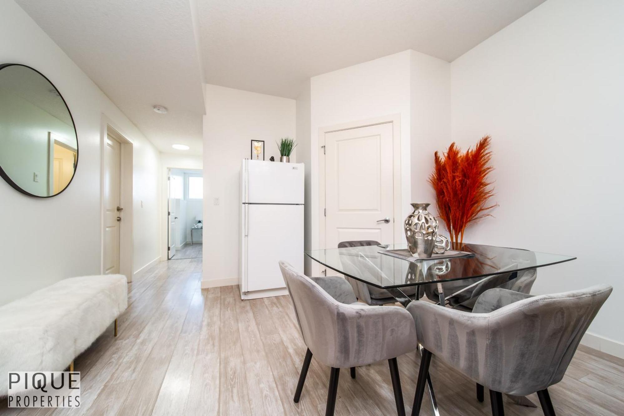 Executive - Long Welcome - Garage Parking - Free Wifi & Netflix Edmonton