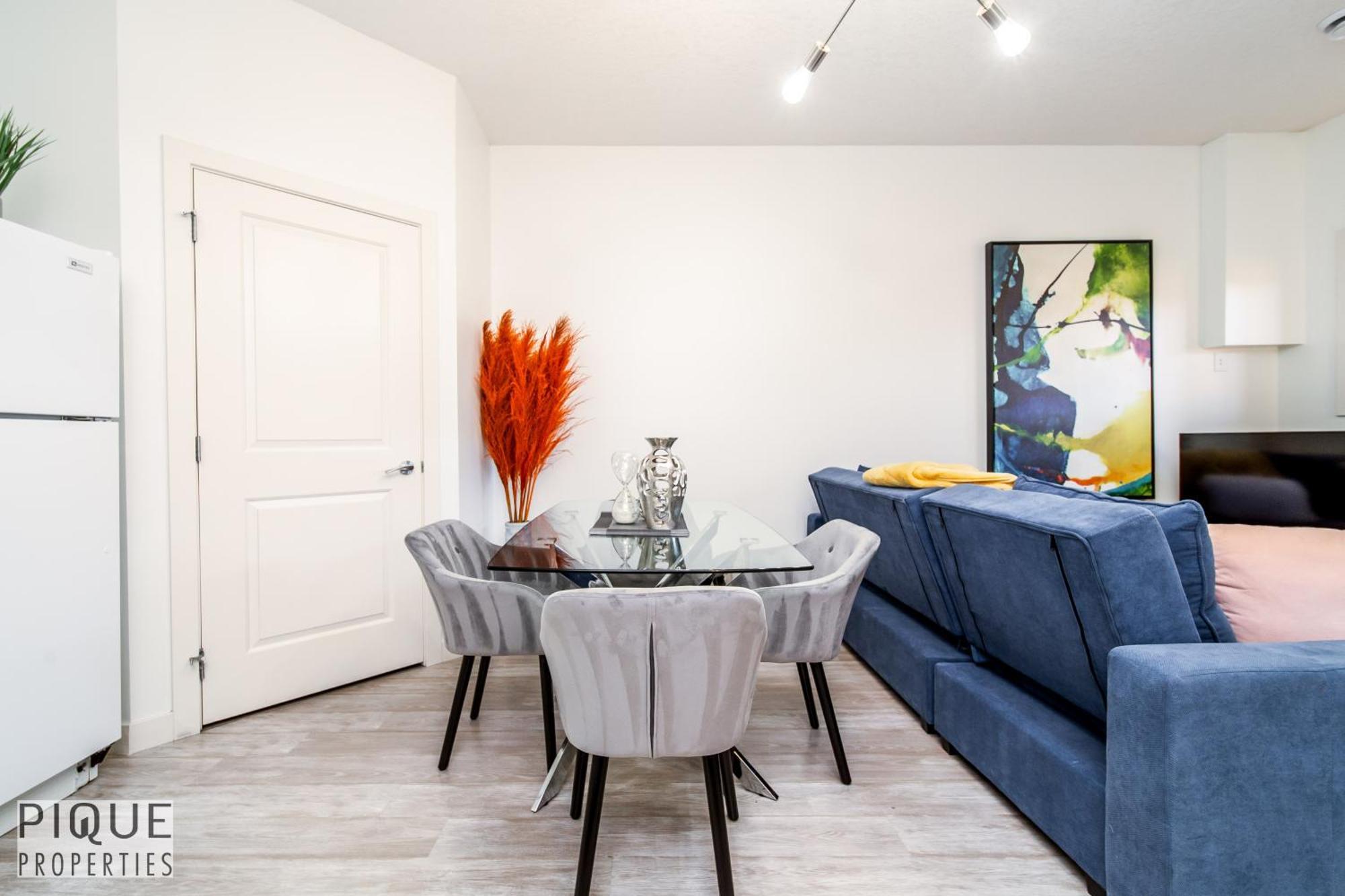 Executive - Long Welcome - Garage Parking - Free Wifi & Netflix * Edmonton