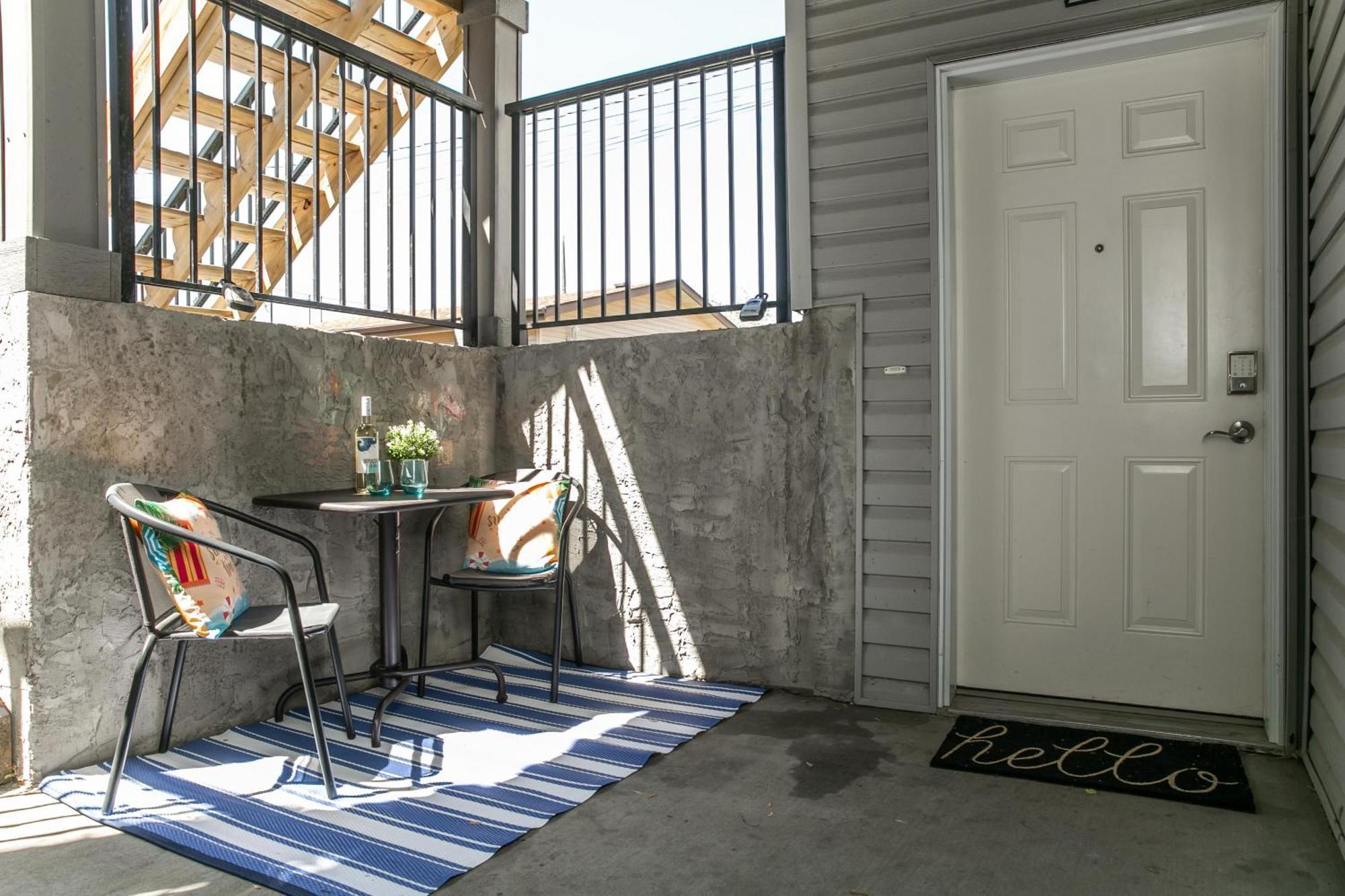 Executive - Long Welcome - Garage Parking - Free Wifi & Netflix Holiday home