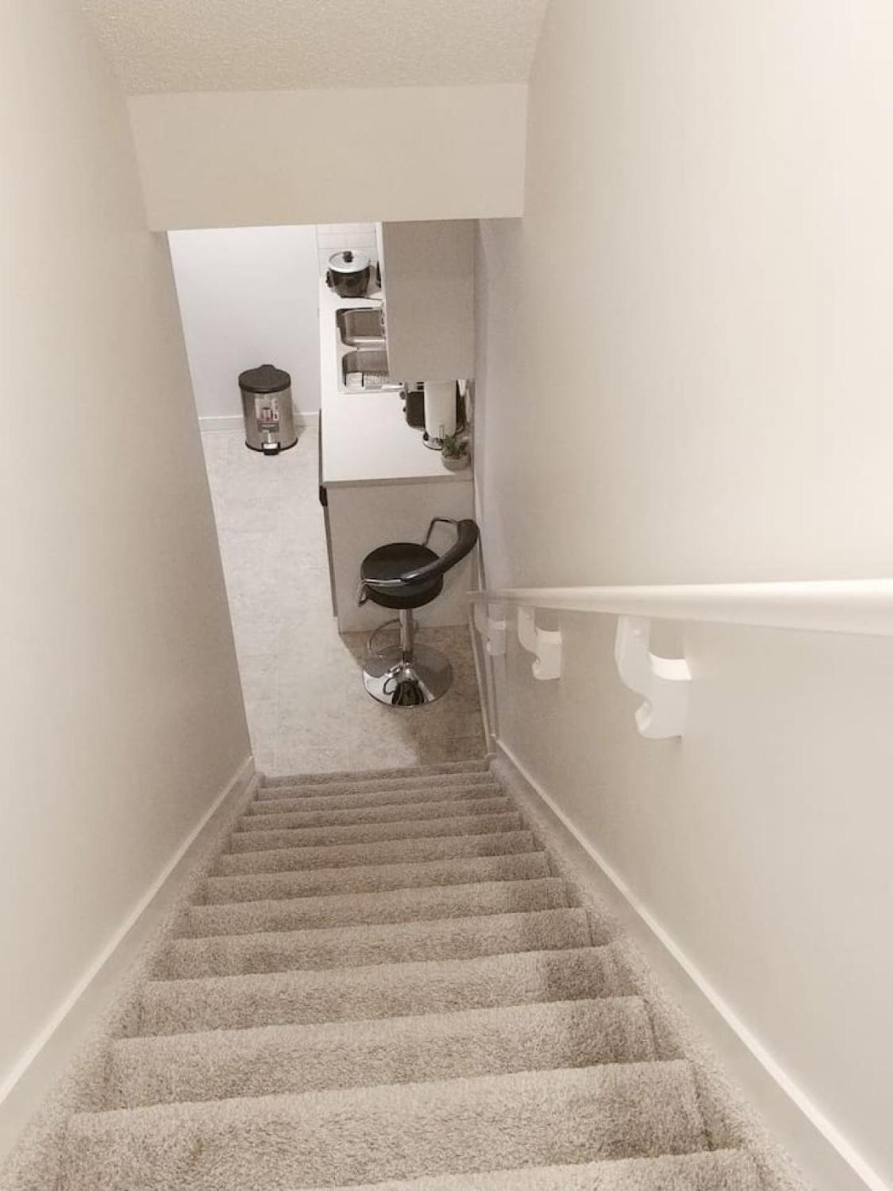 Cozy Away From In Laurel Apartment Edmonton