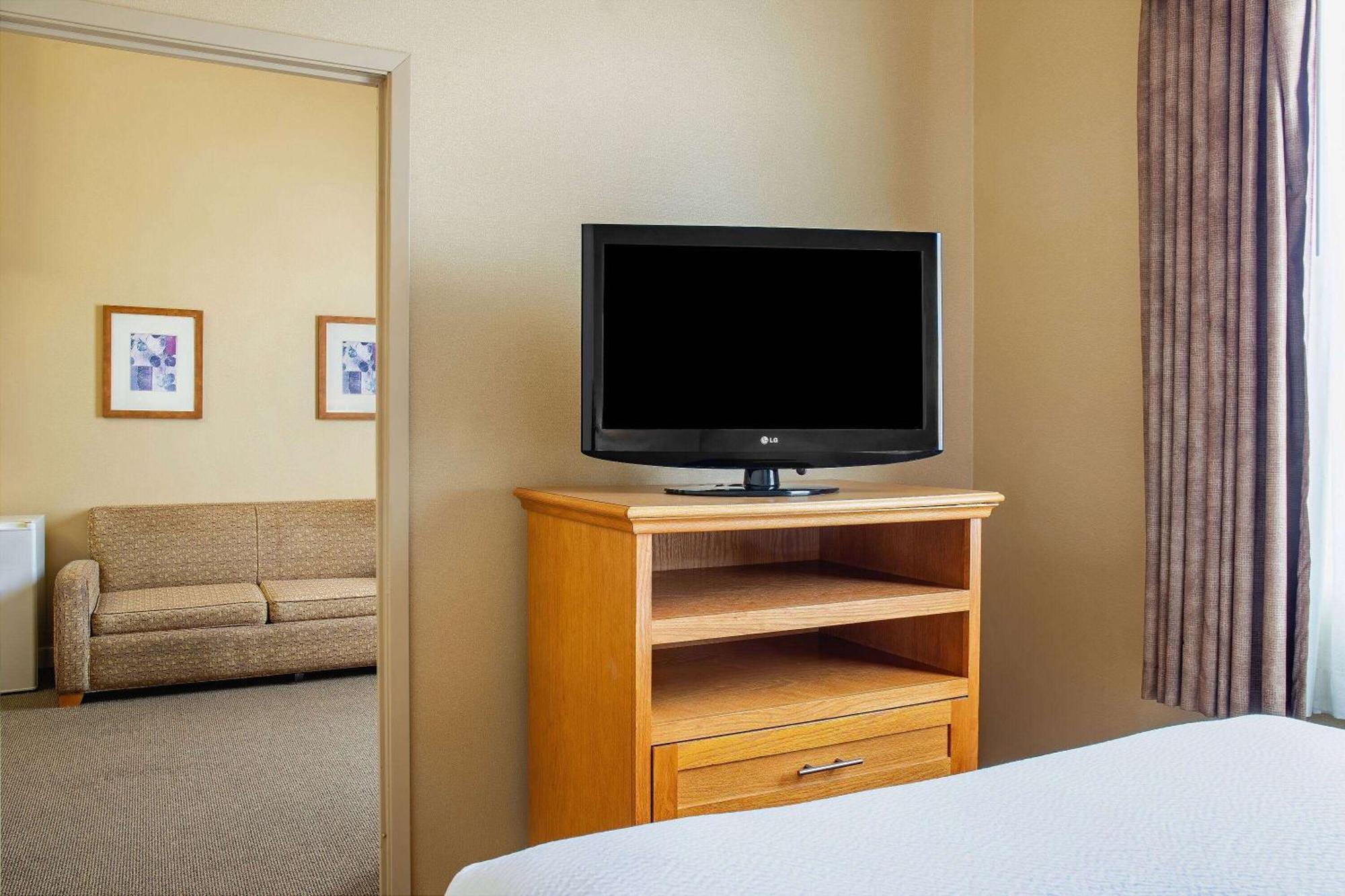 Hotel Days & By Wyndham West 3*