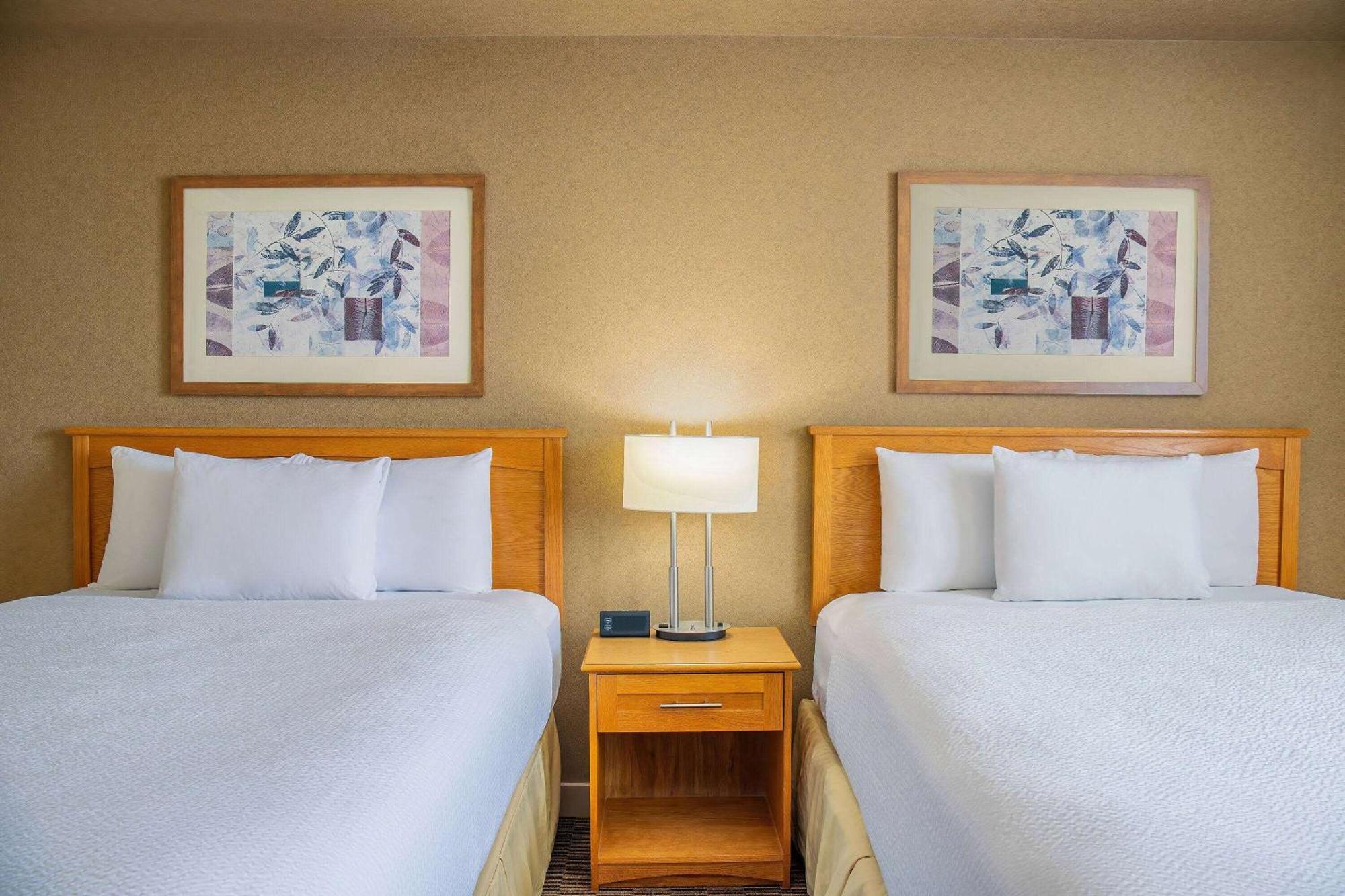 Days & By Wyndham West Hotel 3*