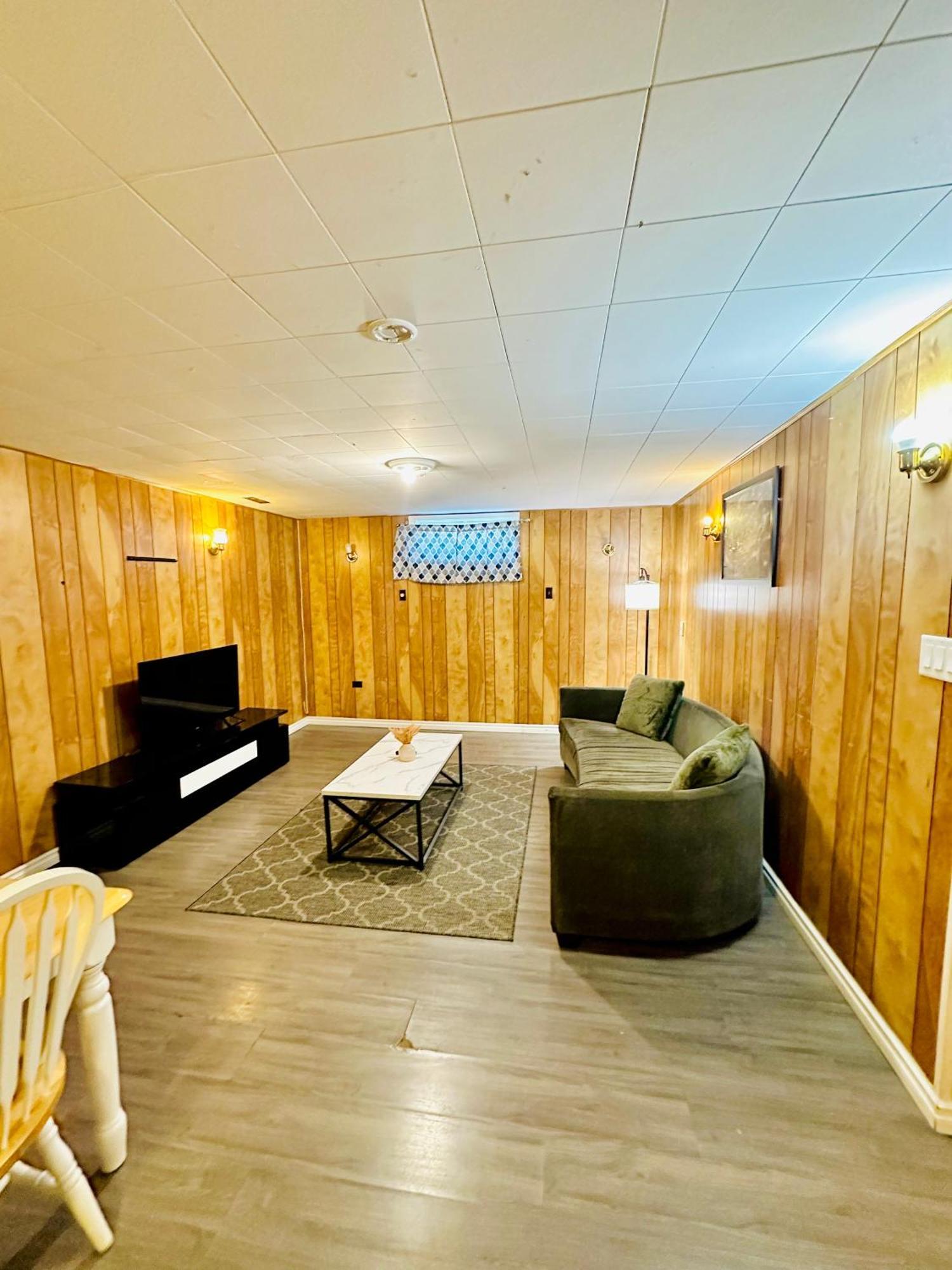 Sten Apartment Edmonton