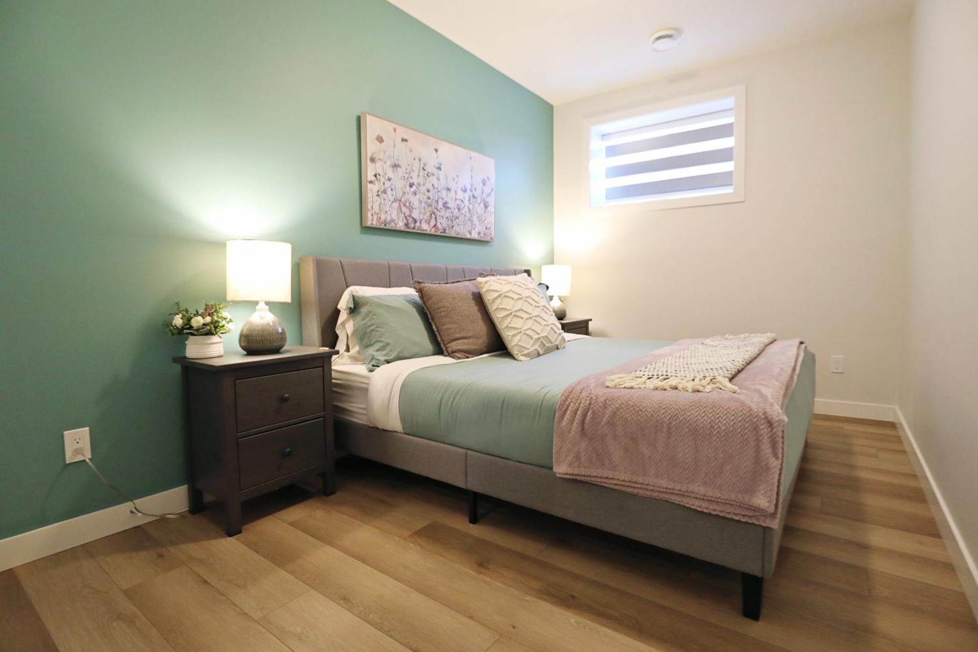 Downtown King Beds,long Stays,disney+ Edmonton