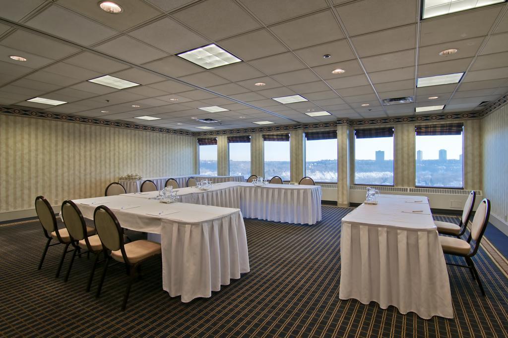 Chateau Lacombe Edmonton