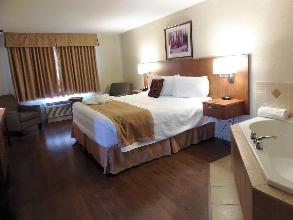 Rosslyn & Hotel