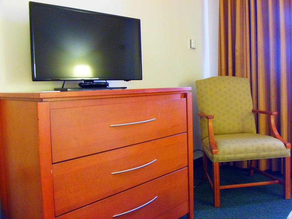 Hotel Rosslyn & Edmonton
