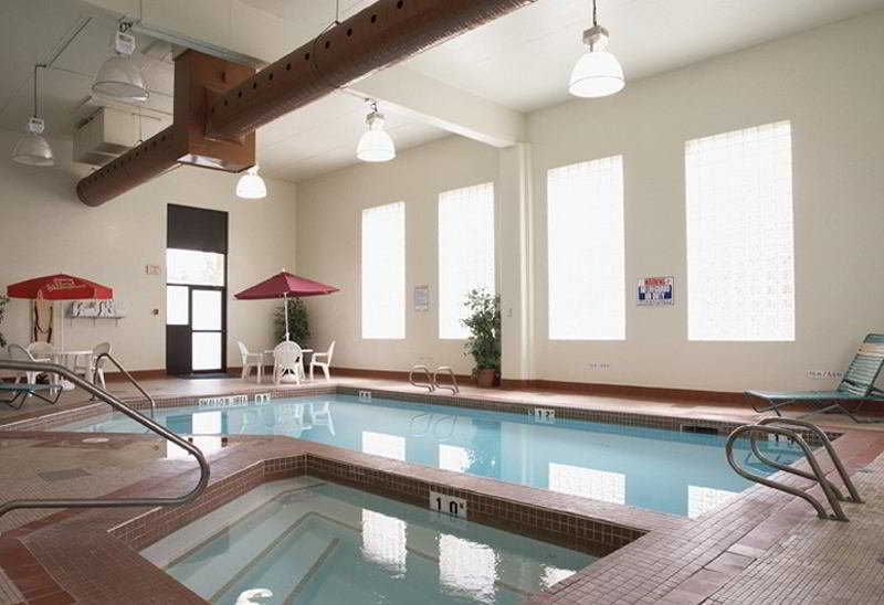 Travelodge By Wyndham South Hotel 3*