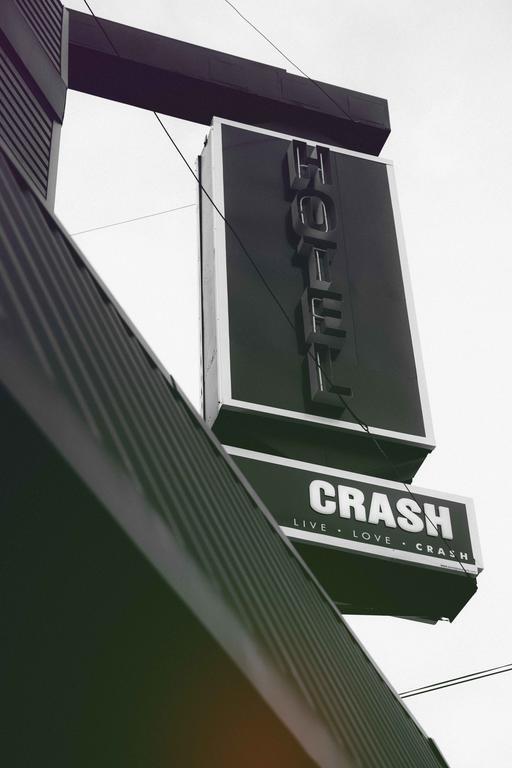 Crash Downtown Hotel Edmonton