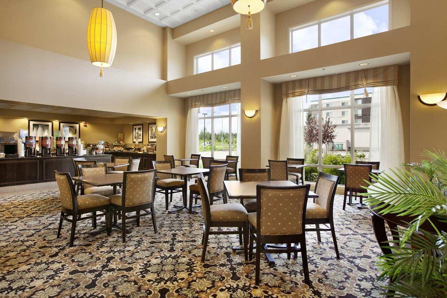 Hotel Hampton & Edmonton/west 3*