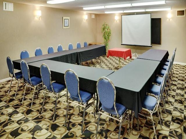 Travelodge By Wyndham South Edmonton