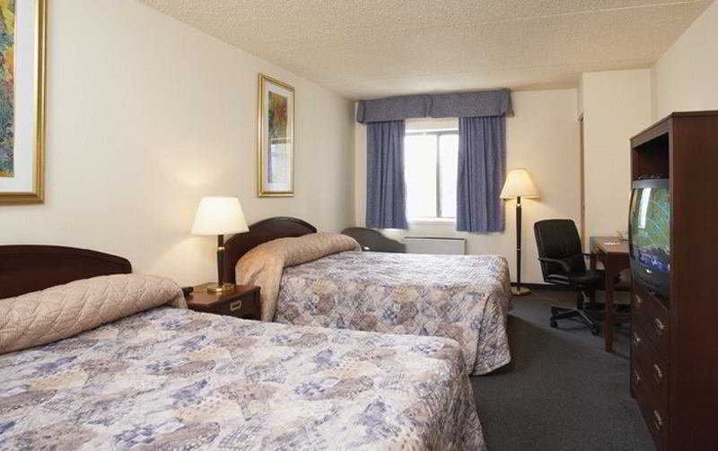 Travelodge By Wyndham South 3* Edmonton