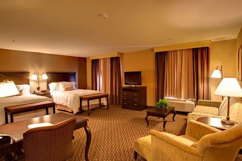 Hampton & Edmonton/west Hotel 3*