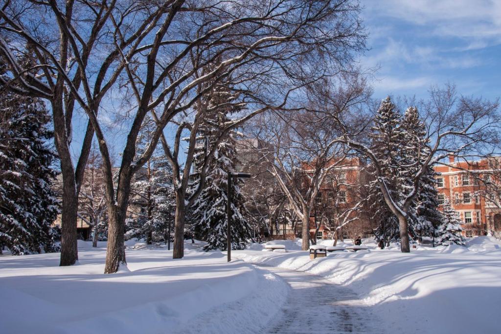 Hostel Of Alberta - *