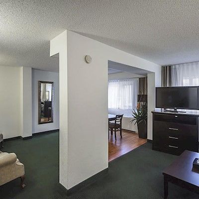Comfort & 3* Edmonton