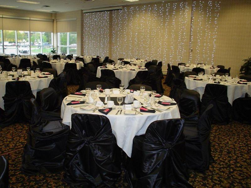 Hostel Of Alberta - *