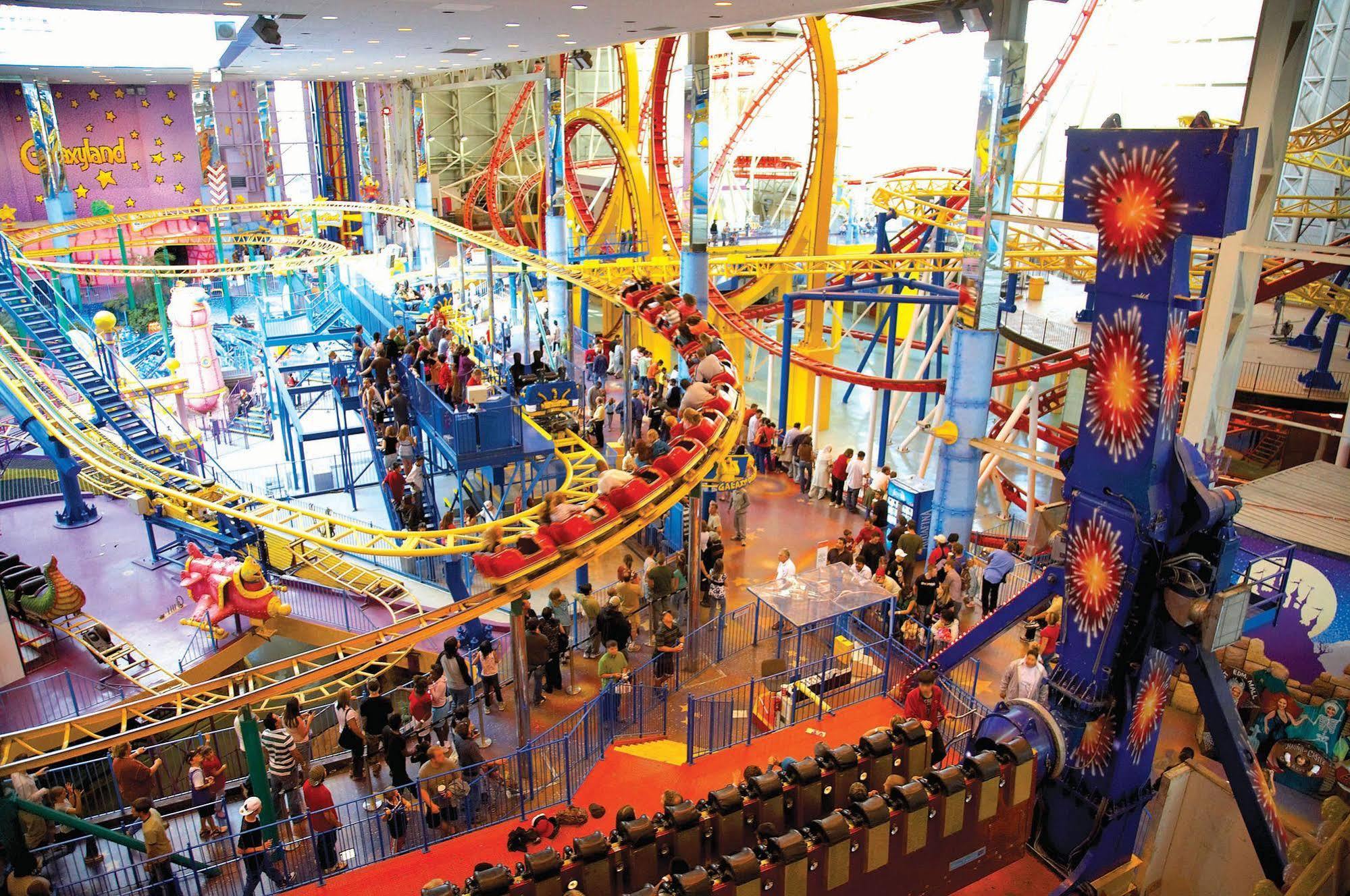 West Mall Inn 2*