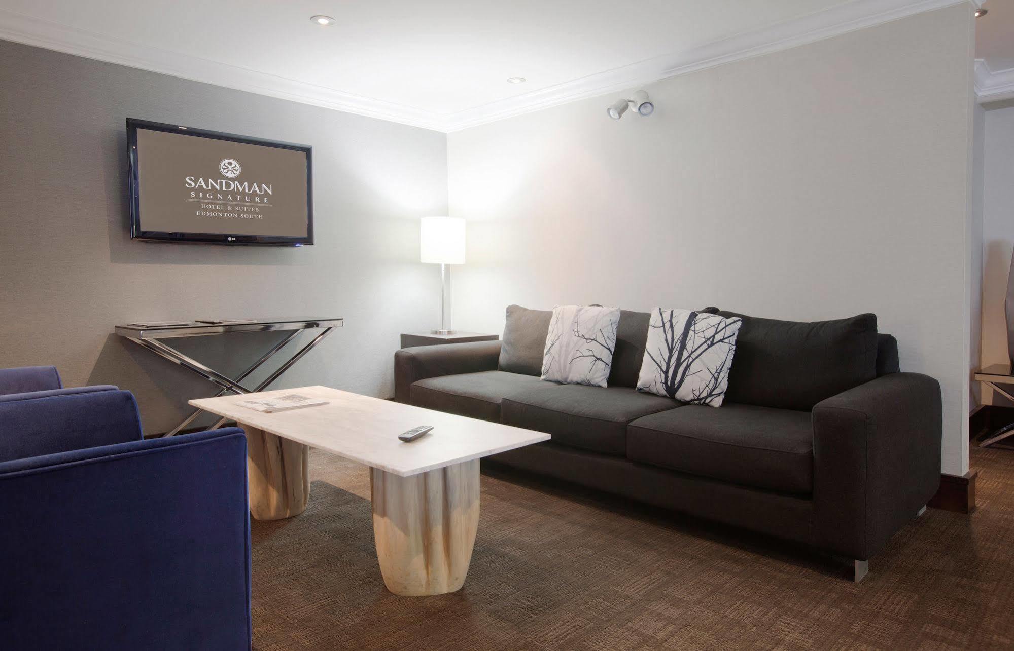 Sandman Signature South Hotel 4*