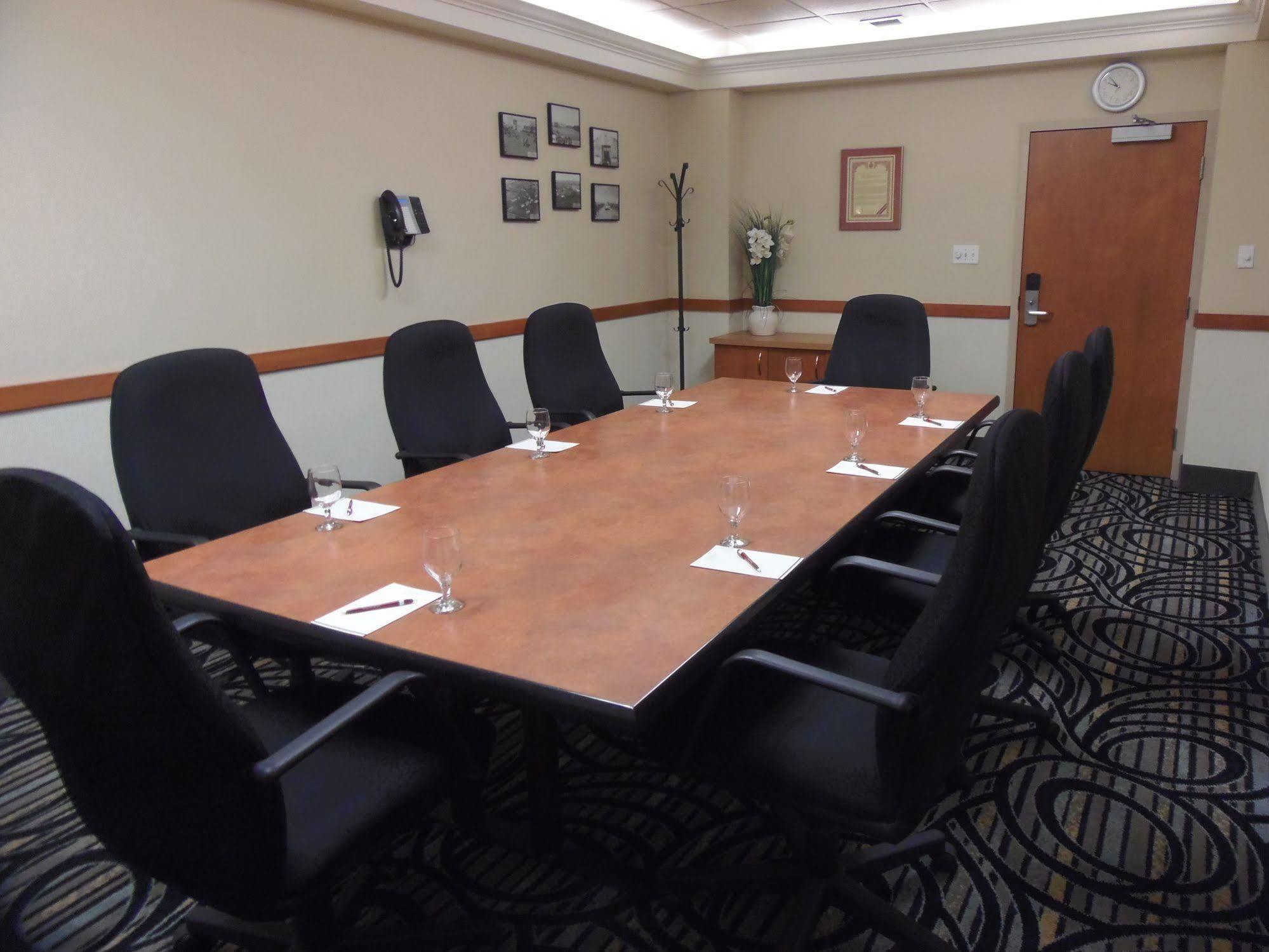 Hotel Rosslyn & Edmonton
