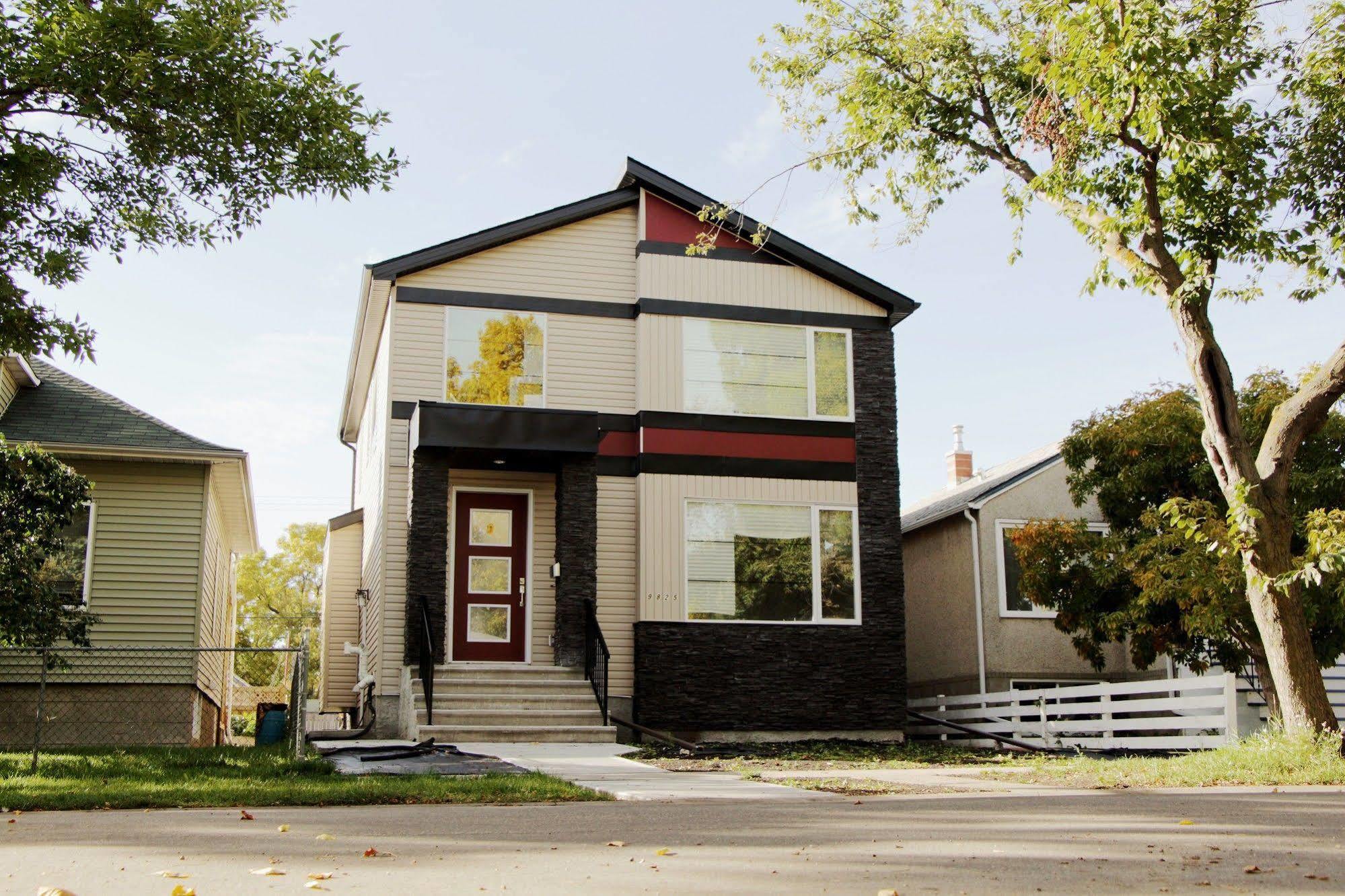 Ritchie 2* Edmonton