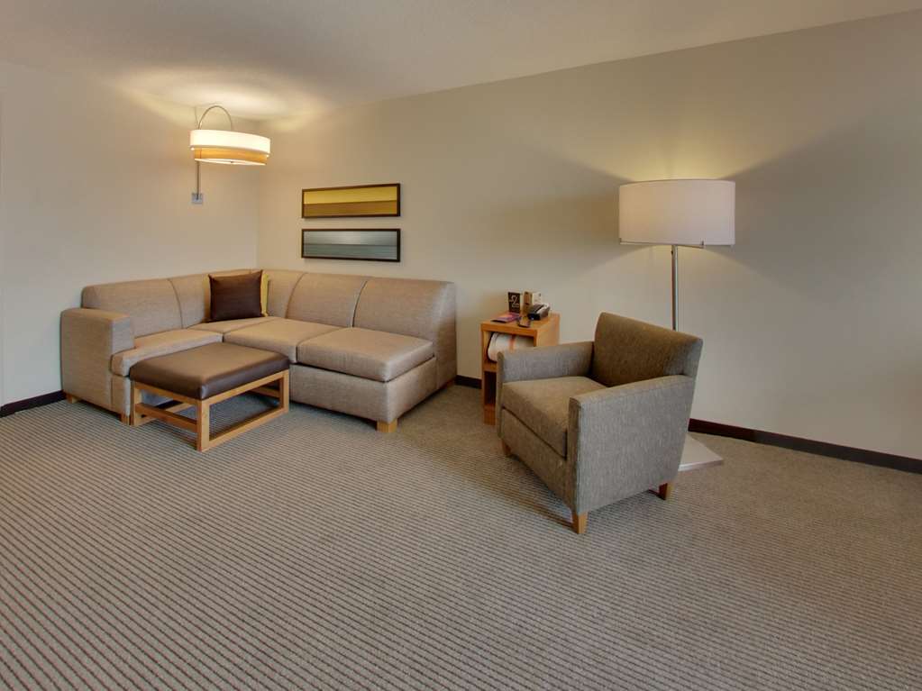 Doubletree By Hilton Downtown Hotel