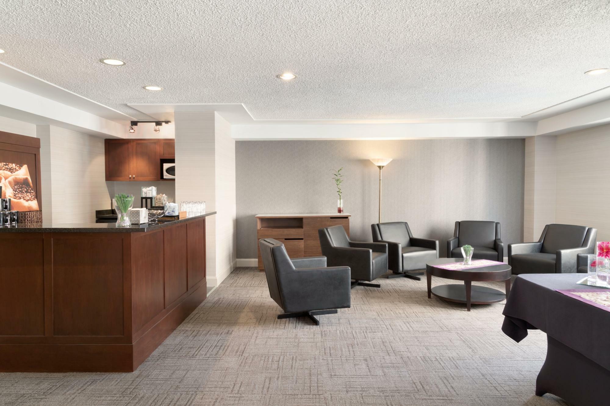 Canterra 3* Edmonton