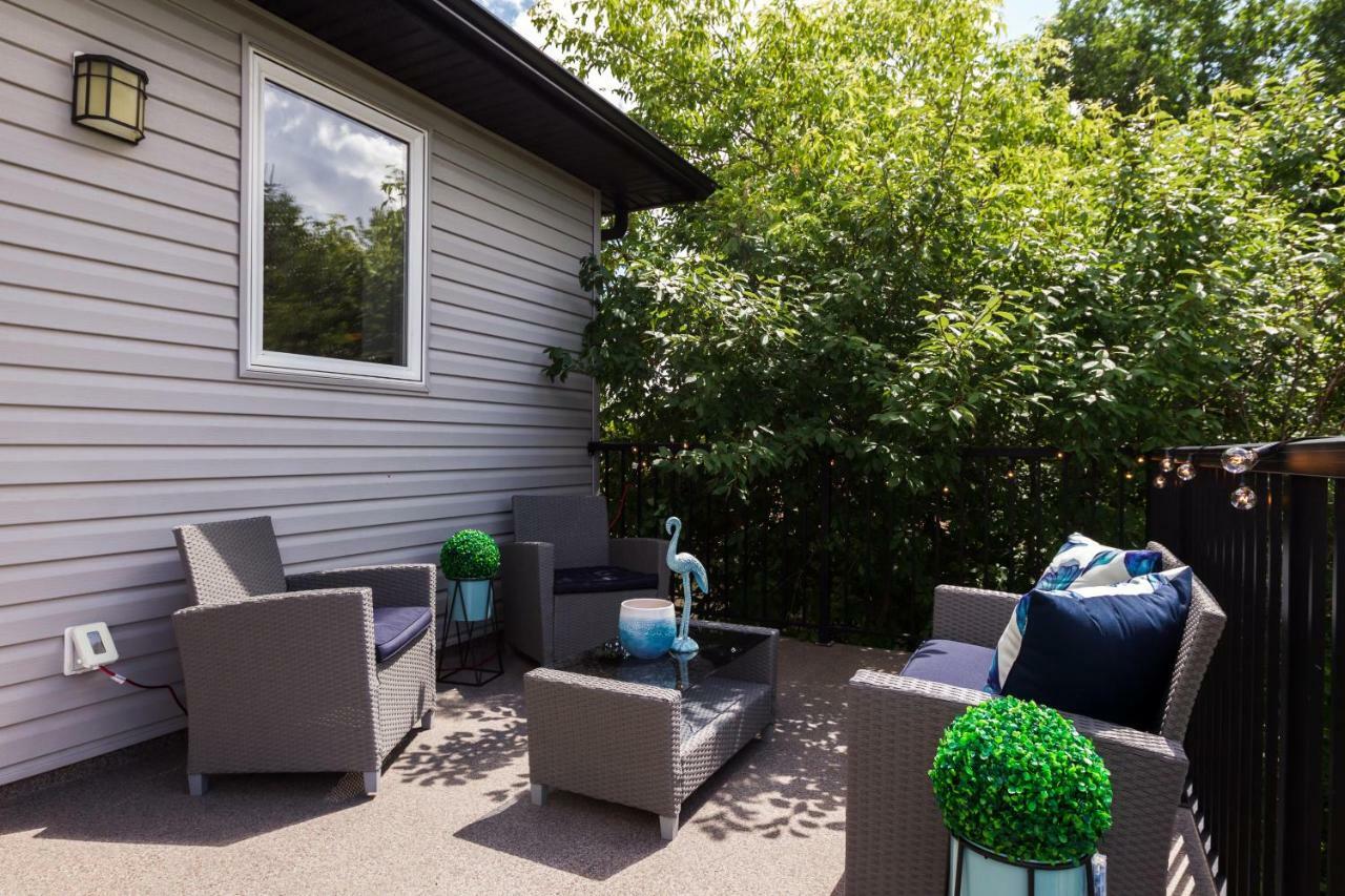 Executive - Long Welcome - Garage Parking - Free Wifi & Netflix Holiday home *